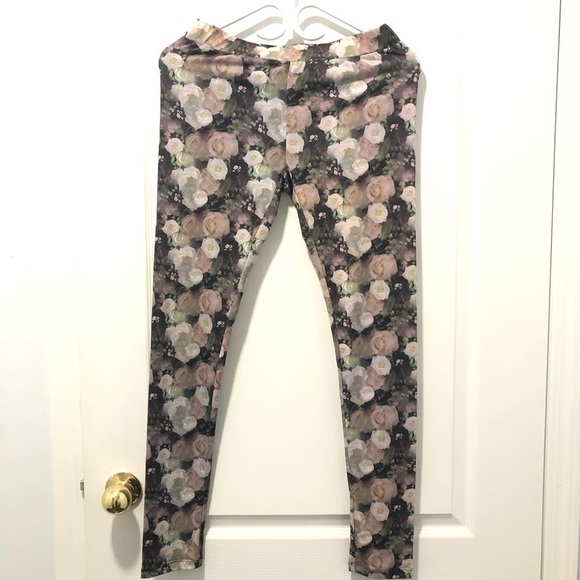 🍋NWT Barbie Rose Legging - Picture 3 of 4
